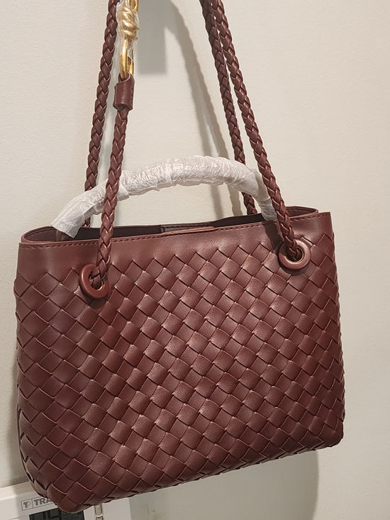 Handbags - Woven Leather Tote Bag in burgundy